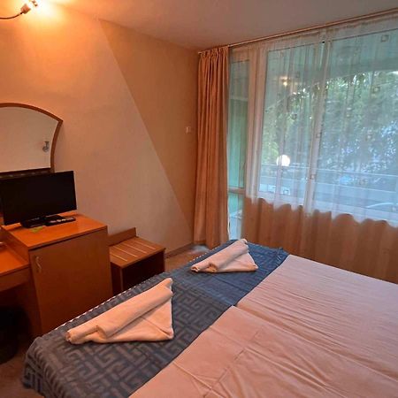 Хотел Диамант Hotel Diamond Balchik Bagian luar foto
