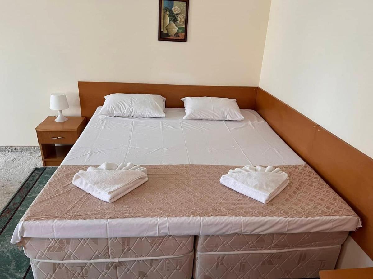 Хотел Диамант Hotel Diamond Balchik Bagian luar foto