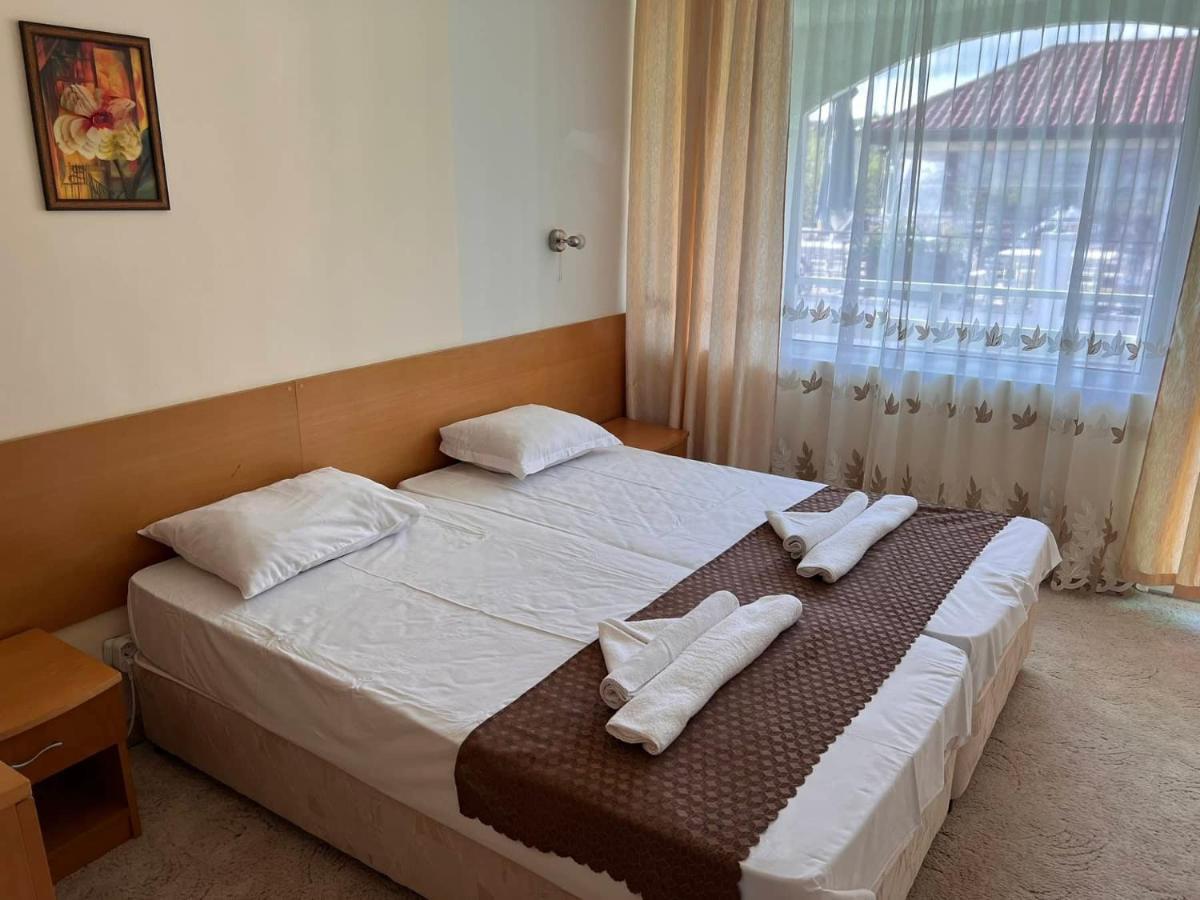 Хотел Диамант Hotel Diamond Balchik Bagian luar foto