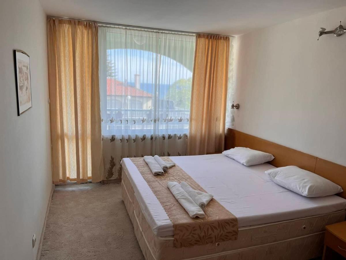 Хотел Диамант Hotel Diamond Balchik Bagian luar foto