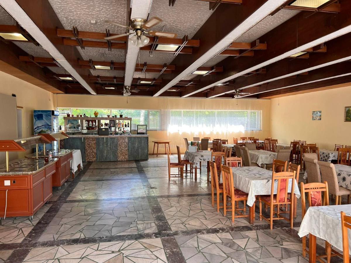 Хотел Диамант Hotel Diamond Balchik Bagian luar foto
