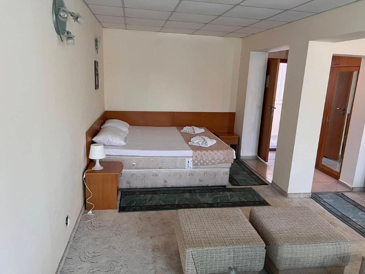Хотел Диамант Hotel Diamond Balchik Bagian luar foto