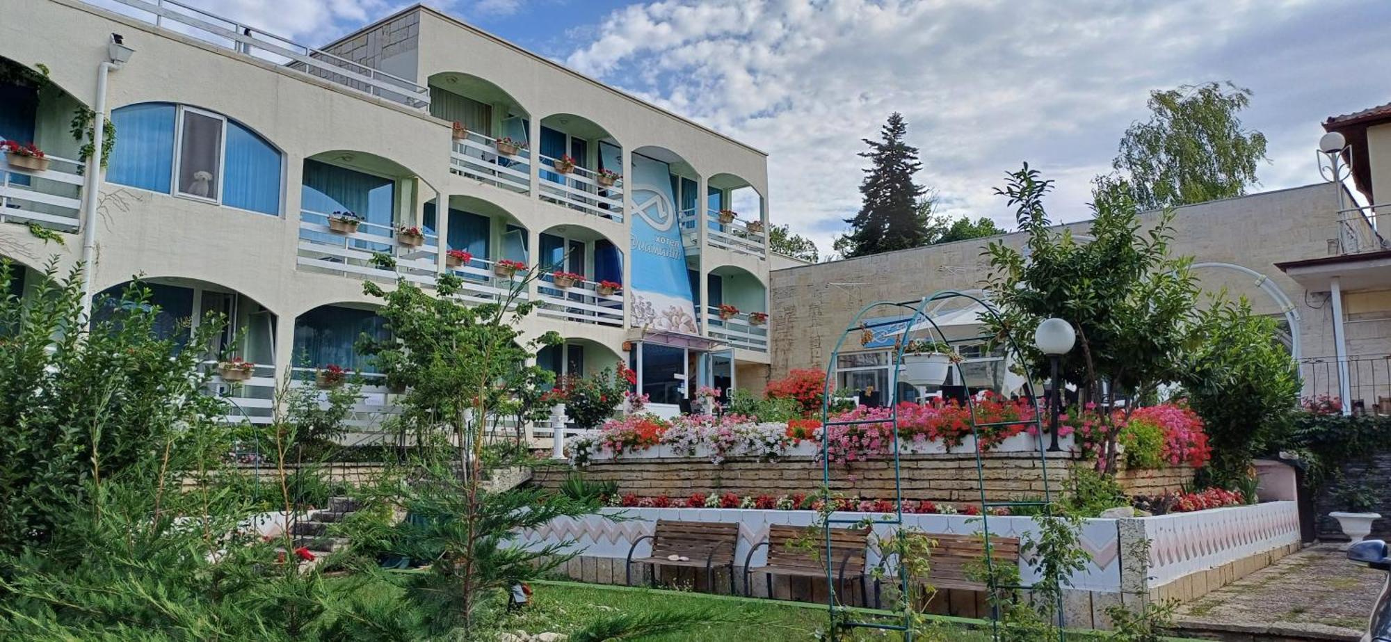 Хотел Диамант Hotel Diamond Balchik Bagian luar foto